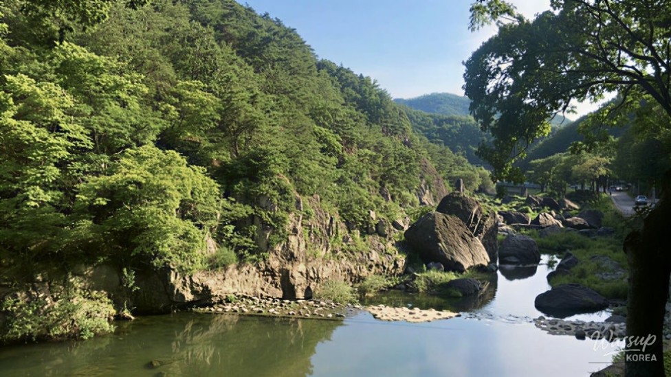 Discovering the Cool Oasis of Uiseong Binggye Valley_04