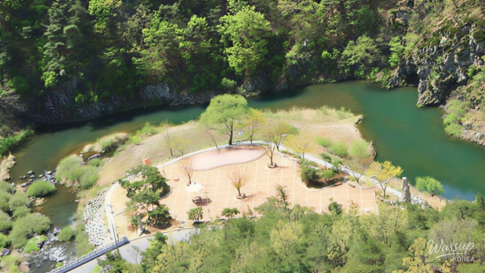 Discovering the Cool Oasis of Uiseong Binggye Valley_02