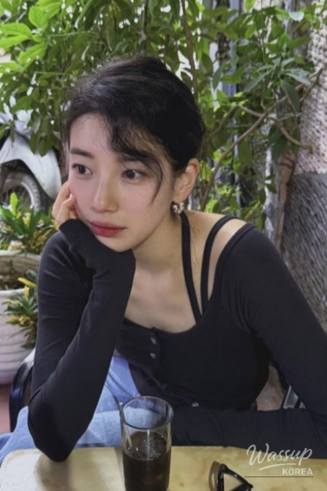 The Unfiltered Beauty of Suzy: A Glimpse into Her Ballet Practice_08