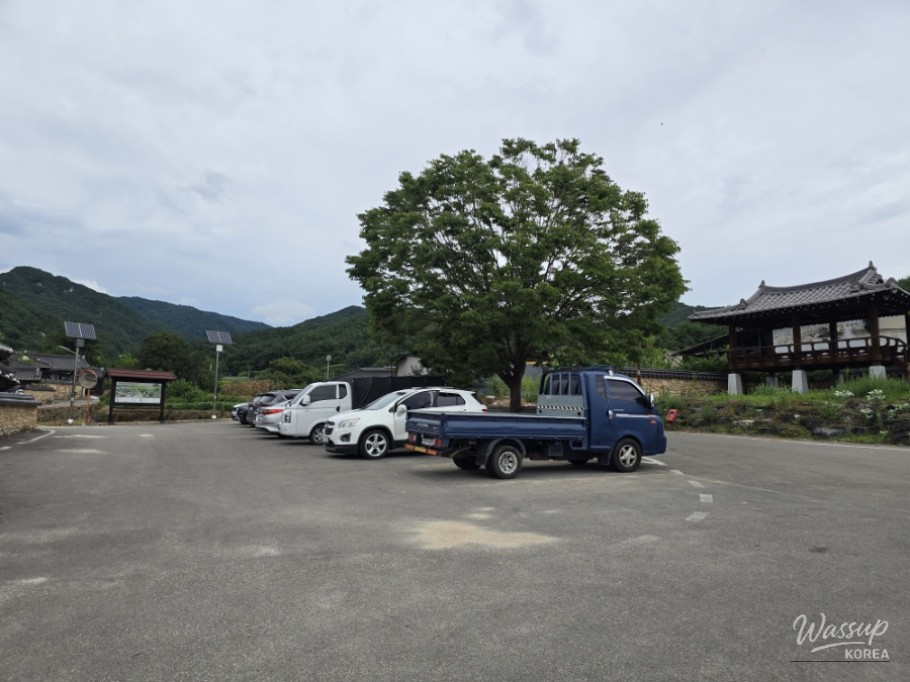 Exploring Hwangsan Traditional Hanok Village_01
