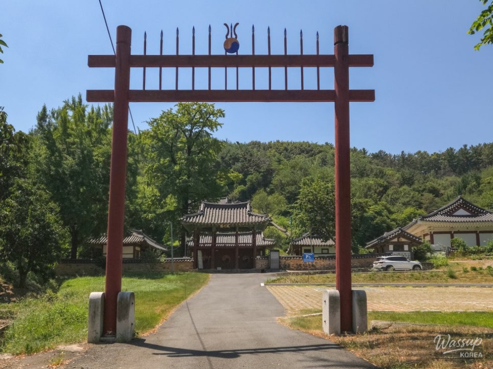 Exploring the Historic Haman Hyanggyo_05