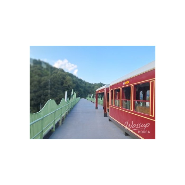 Exploring the New Walking Path along the Old Railway in Andong