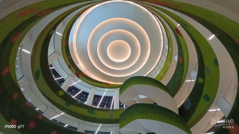 A Unique Library Tour Led by Residents of Gyeonggi Province_04