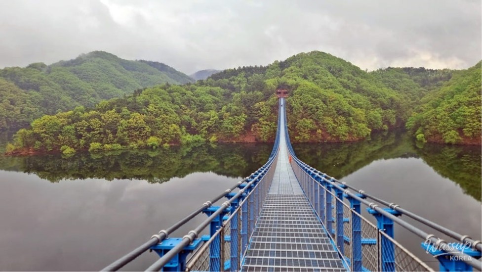 Exploring the Scenic Yanggu Suipcheon Suspension Bridge_01
