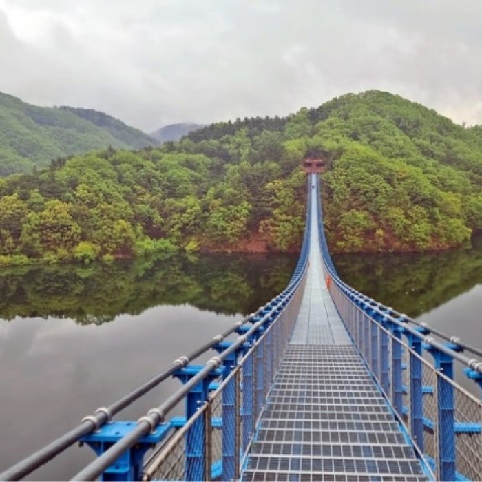 Exploring the Scenic Yanggu Suipcheon Suspension Bridge5168