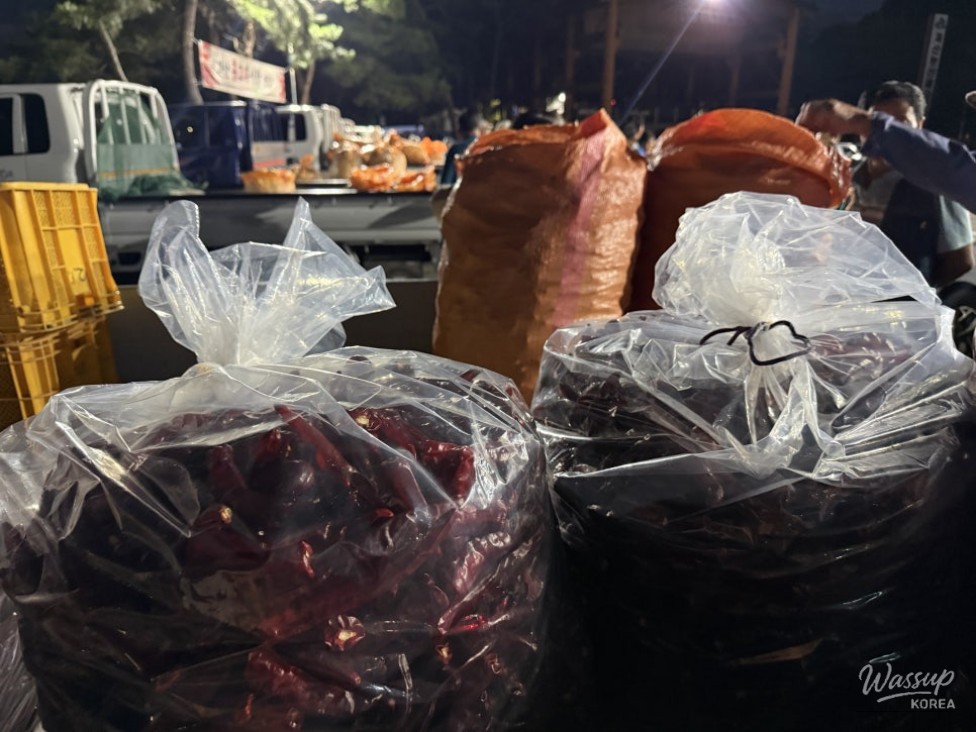 Exploring the Unique Red Pepper Market in Goesan_16