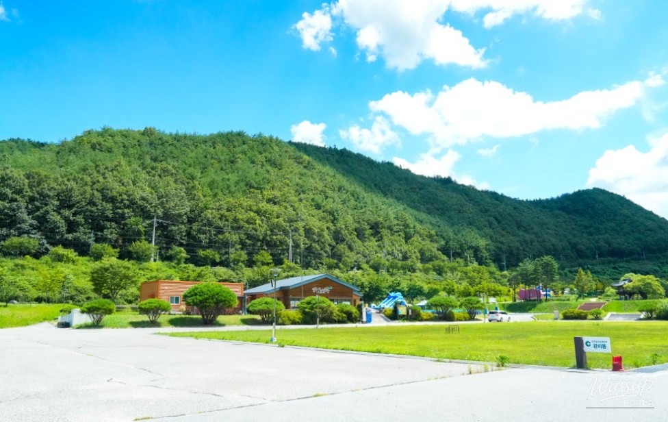 A Relaxing Camping Experience at Yeongjuho Auto Camping Site_01