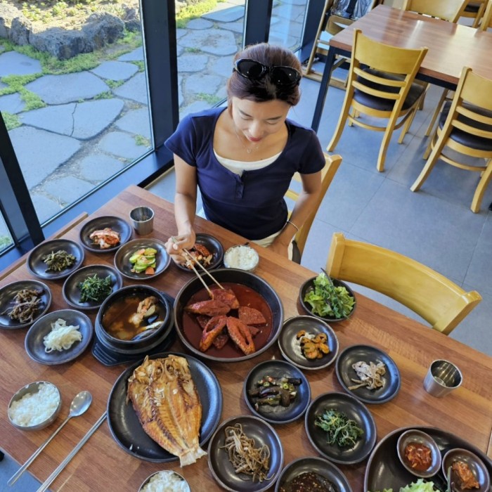Delicious Breakfast at Dongdowon in Jeju Seogwipo