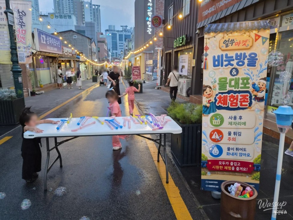 A Special Summer Night at Ulsan's Cultural Street_03