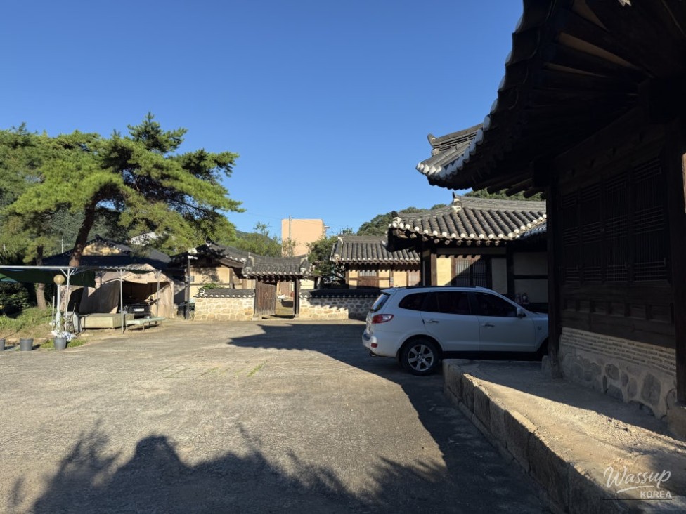 Exploring the Historic Song Byeong-il House in Goesan_05