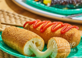 Discovering a Hot Dog Factory in Hoengseong_02