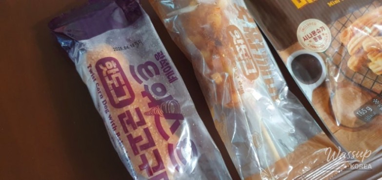Delicious Frozen Hot Dogs and Churros_04