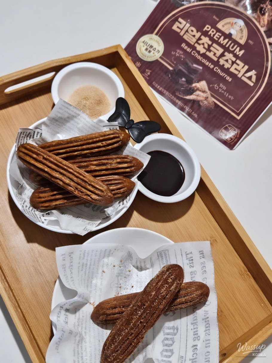 Delicious Late Night Snack: Real Chocolate Churros_01