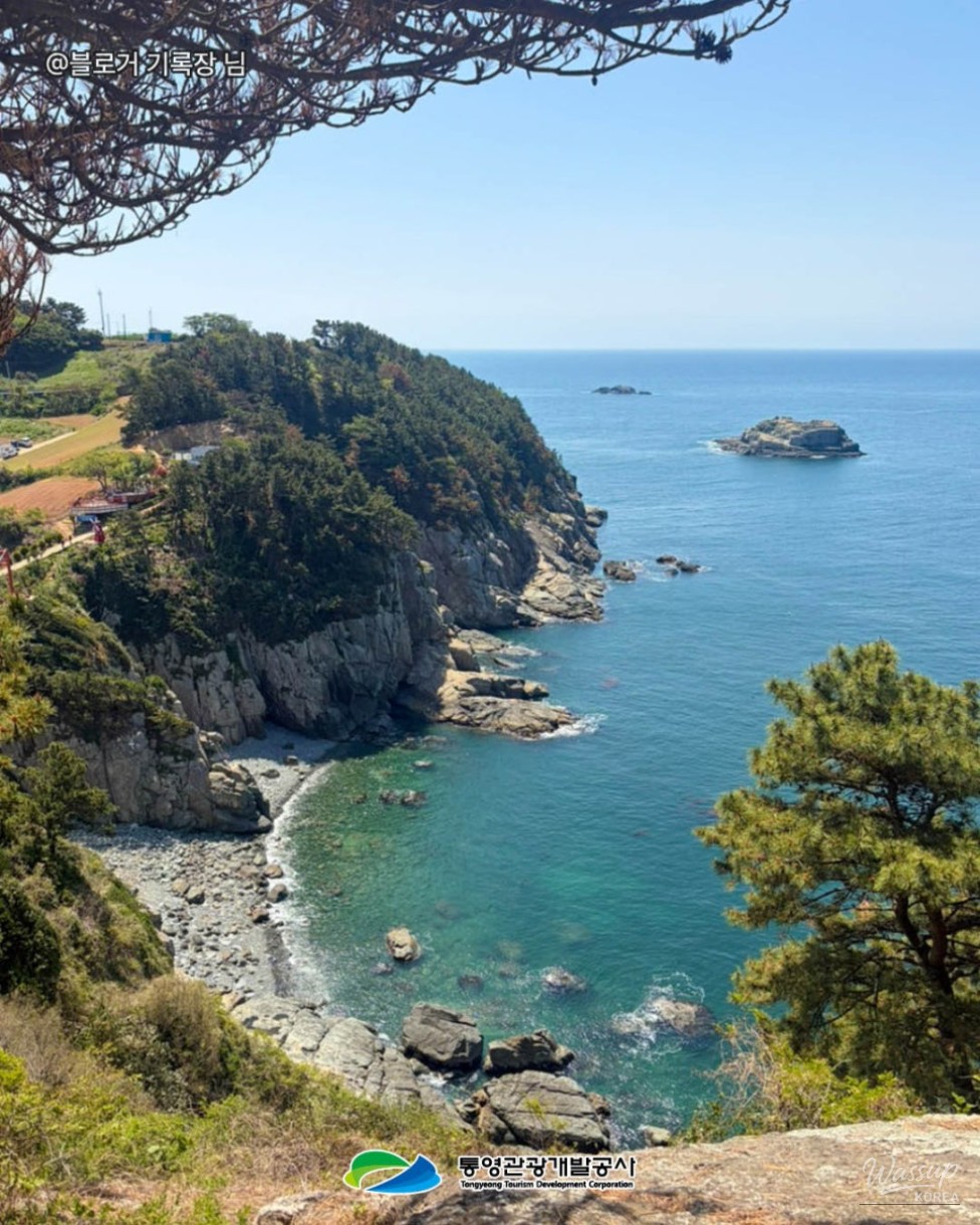 Exploring the Beautiful Islands of Tongyeong in Autumn_09