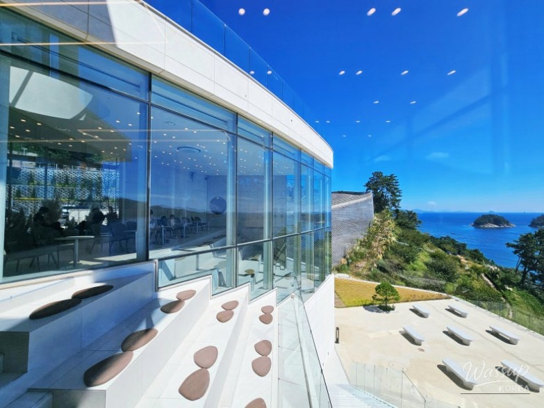 A Memorable Family Trip to Yeosu's Moyfin Cafe_05