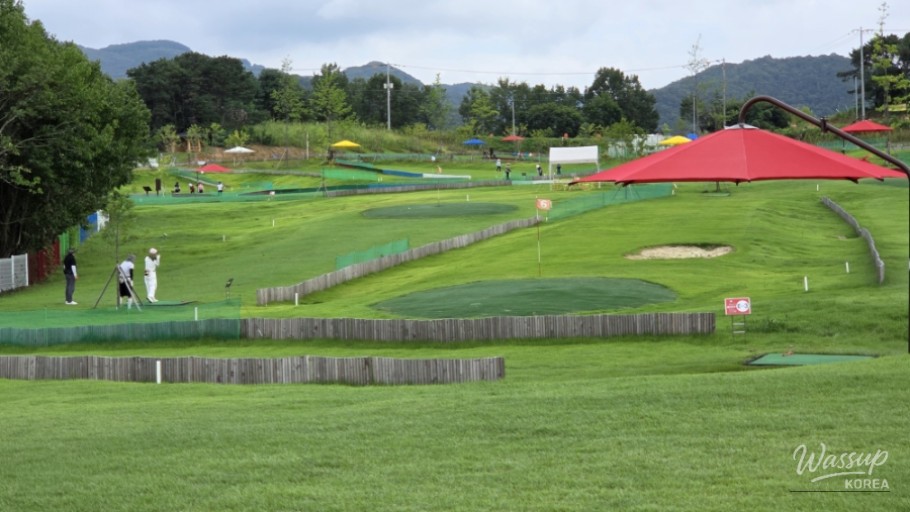 Discover the Chungbuk Provincial Park Golf Course_05