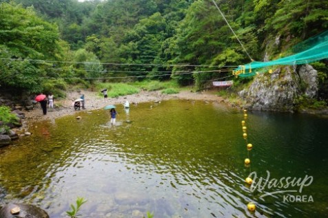 Exploring Jangak Waterfall in Sangju_08