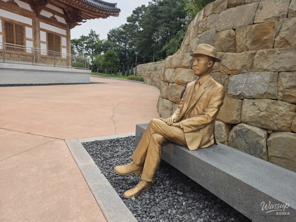 A Memorable Autumn Trip to the Lee Sang-seol Memorial Hall_04