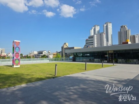 Exploring the Ulsan Museum of Art_02
