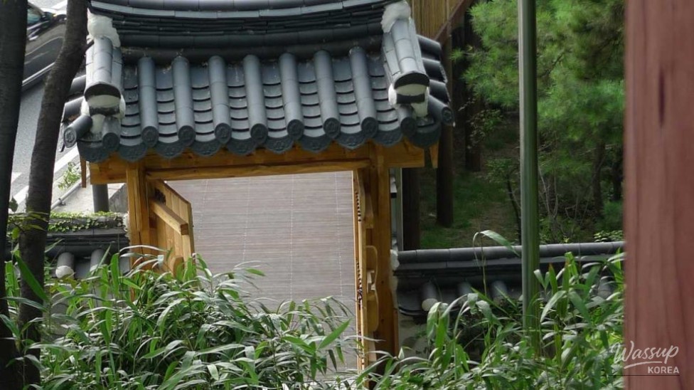 Discovering Mangwonjeong: A Hidden Gem Along the Han River_05