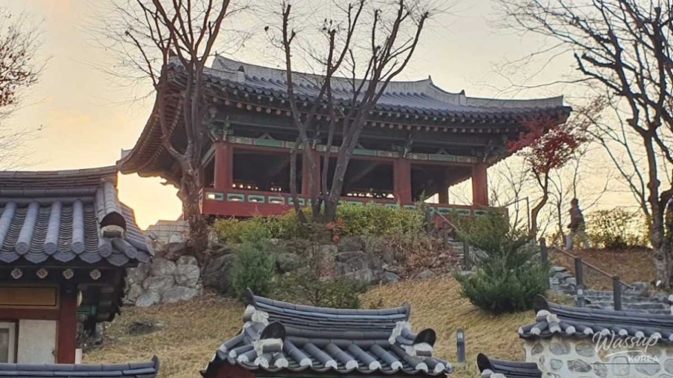 Discovering Mangwonjeong: A Hidden Gem Along the Han River_04