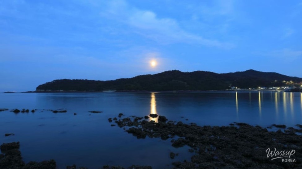 Discovering Deokjeokdo: A Hidden Gem for Summer Getaways_03
