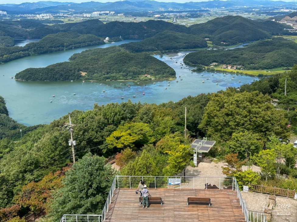 Exploring the Korea-Shaped Landscape at Chopyeongho_13