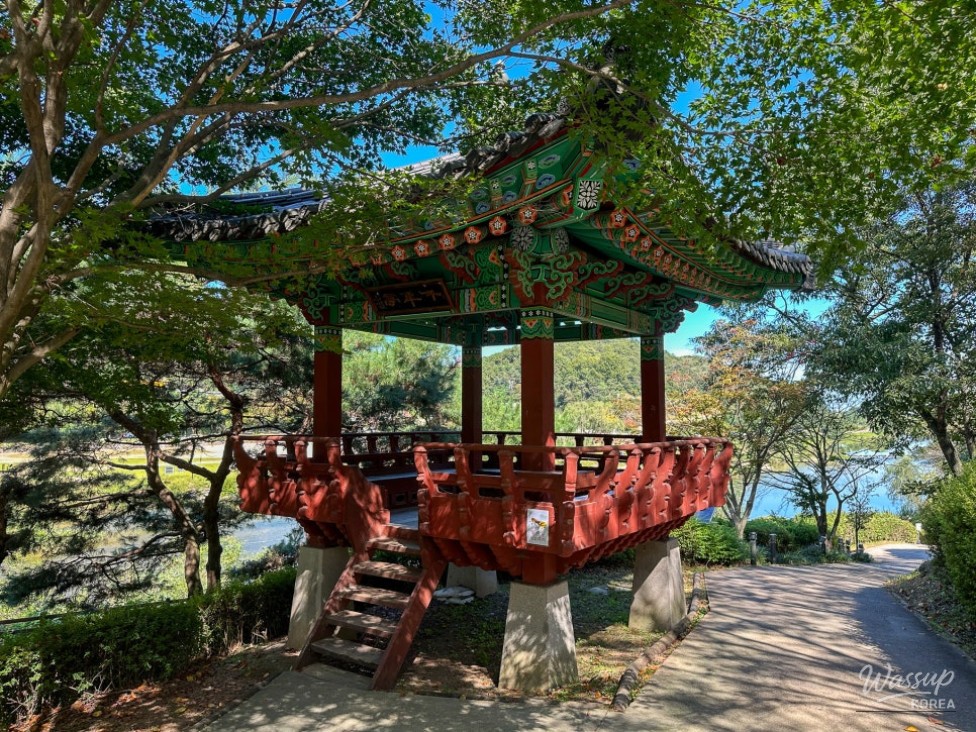 Exploring the Historical Nong Bridge in Jincheon_16
