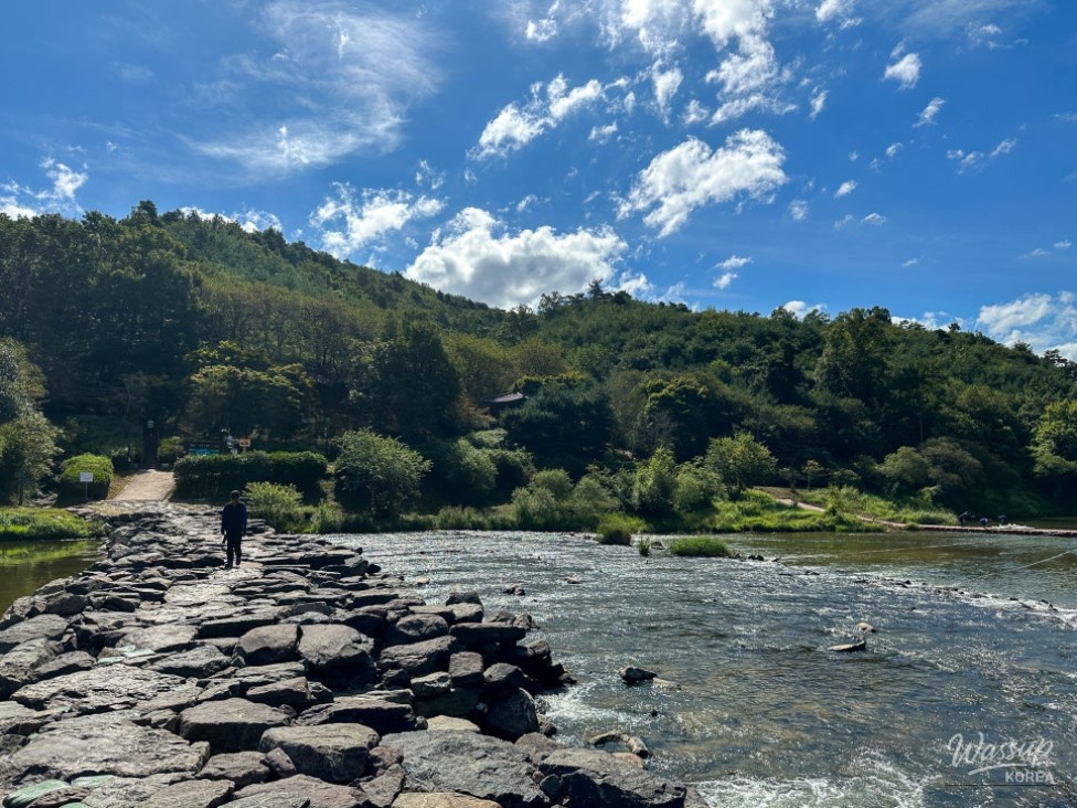 Exploring the Historical Nong Bridge in Jincheon_11