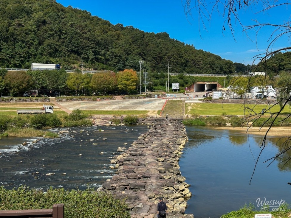 Exploring the Historical Nong Bridge in Jincheon_02