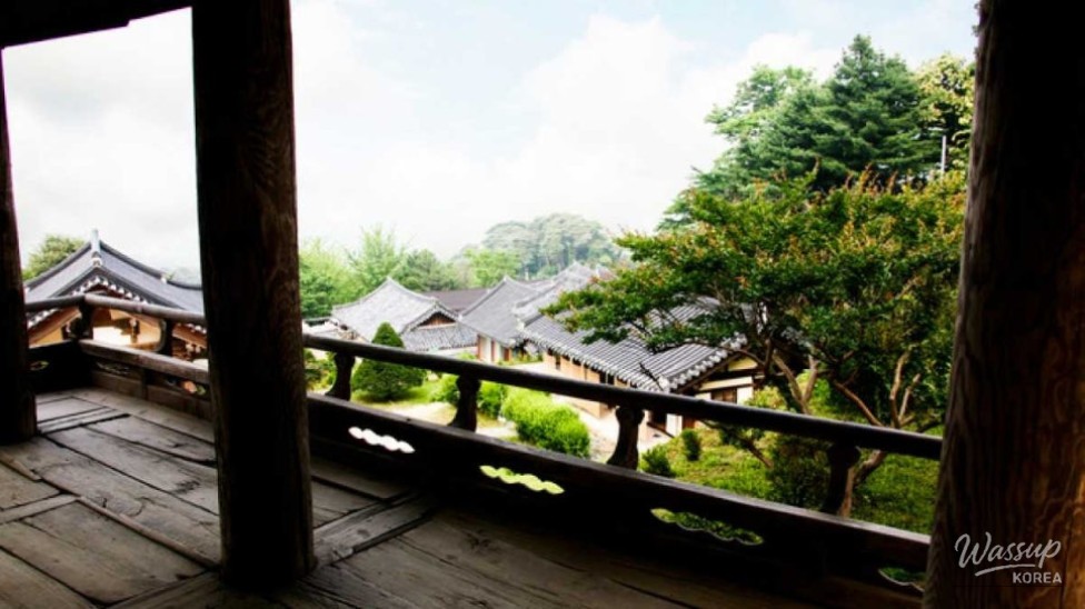 Discovering the Tranquility of Beoseoksa Temple in September_03