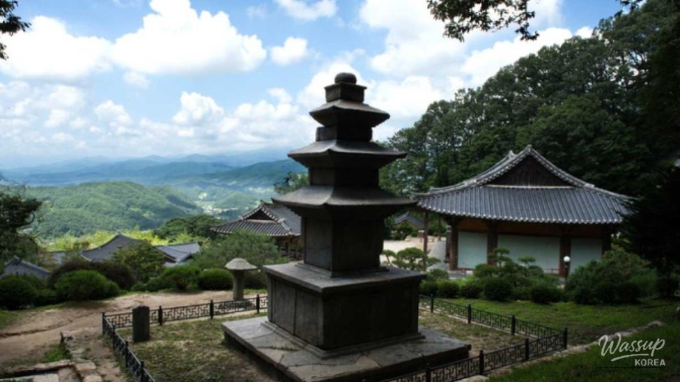 Discovering the Tranquility of Beoseoksa Temple in September_02