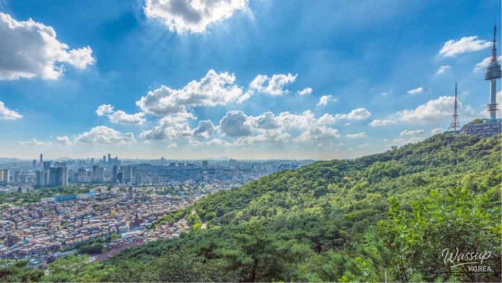 Exploring Namsan Seoul Tower: A Perfect September Getaway_01