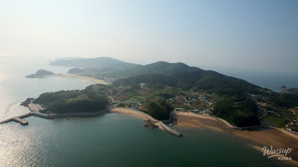 Exploring the Beautiful Mokseom Island in Incheon_04