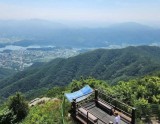 Exploring the Charms of Moaksan Mountain in Autumn