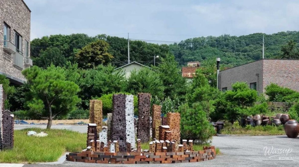 Explore the Charm of Icheon Ceramics Village in Fall_02