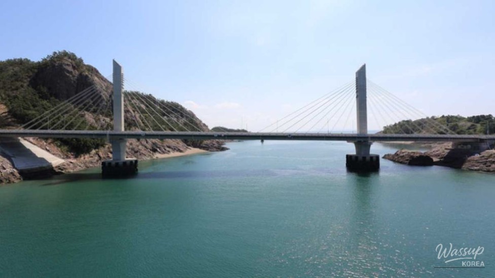 Exploring the Hidden Gem of Seonyudo Island in September_03