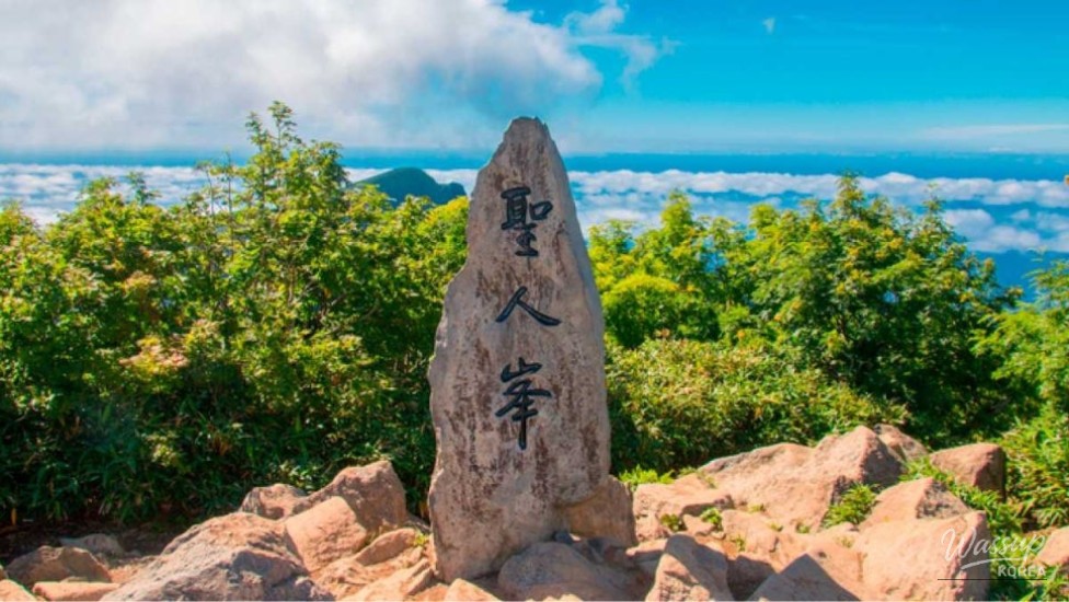 Exploring the Natural Beauty of Ulleungdo's Seonginbong_01
