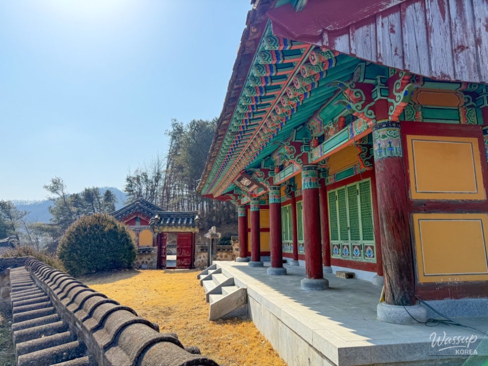 Exploring the Historic Seowons of Goesan_08