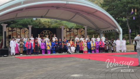 Exploring Danyang: A Journey Through Autumn and Culture_02