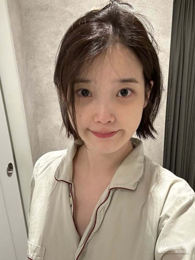 IU's New Bob Cut: A Fresh Transformation_03