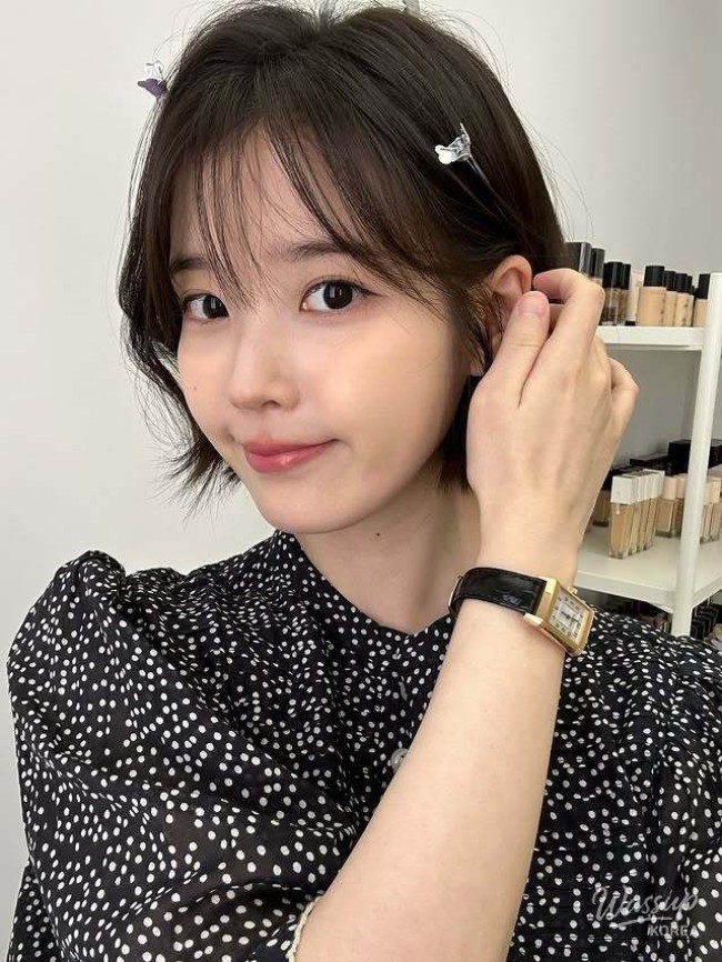 IU's New Bob Cut: A Fresh Transformation_06