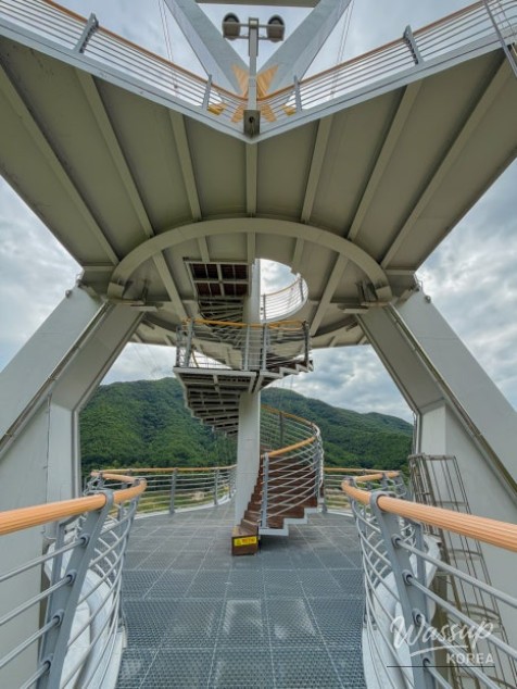 Exploring the Beautiful Yeongcheon Bohyeonsan Dam Suspension Bridge_10