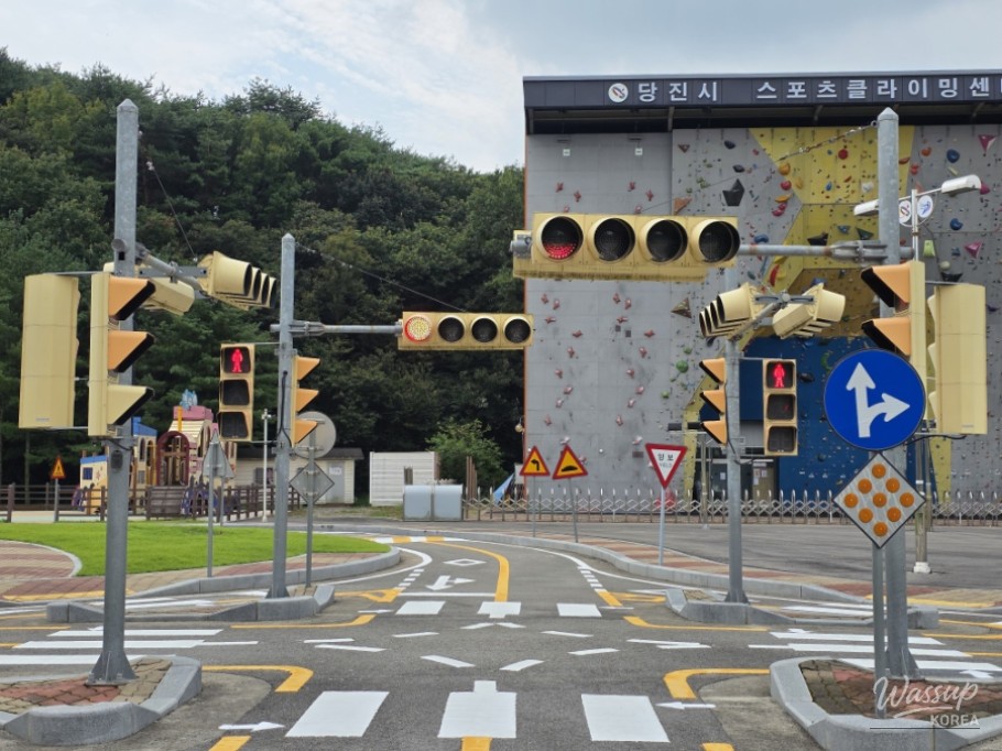 Exploring the Children's Traffic Park in Dangjin_04