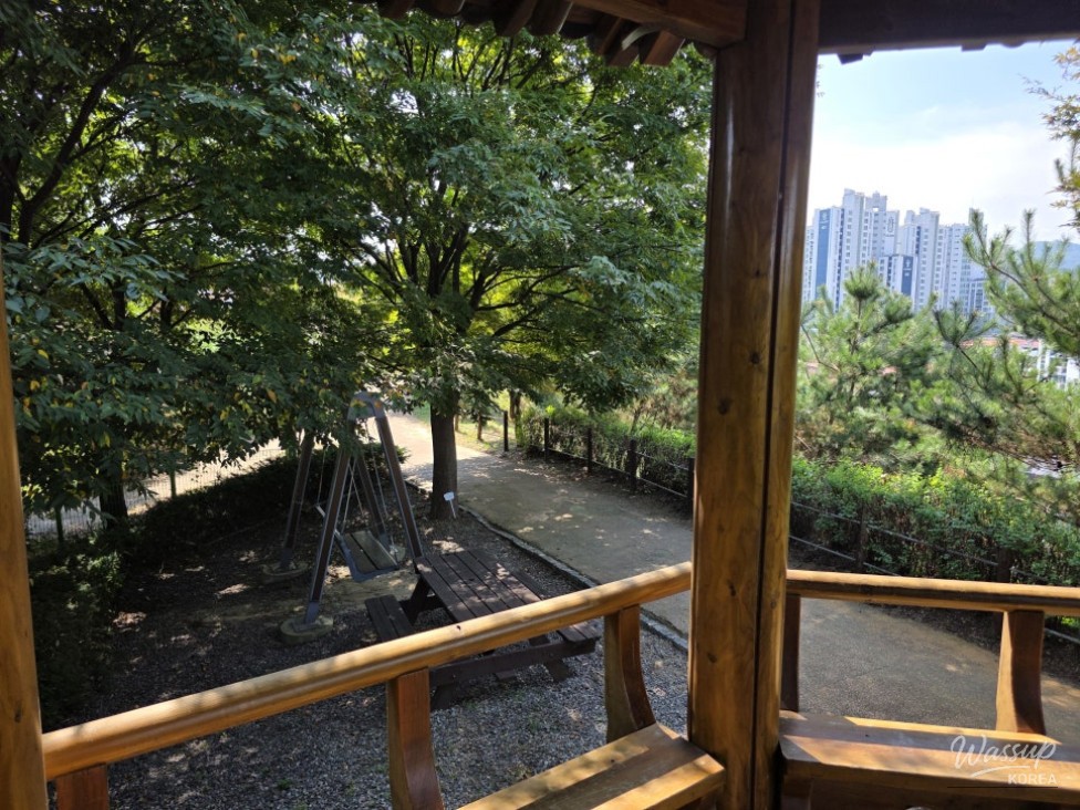 Exploring the Green Sharing Forest of Geolmi Mountain in Jincheon_13