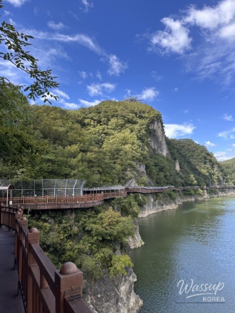 Exploring the Natural Beauty of Danyang_02