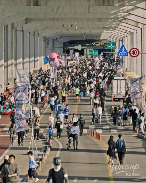 Enjoy the Car-Free Banpo Bridge Festival this Fall!_12