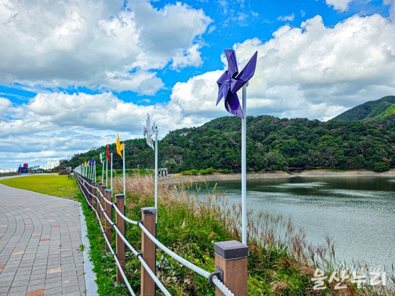 A Relaxing Stroll at Songjeong Park in Ulsan_05