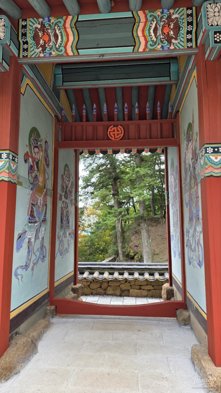 Exploring Gokyeonsa Temple in Gochang_17