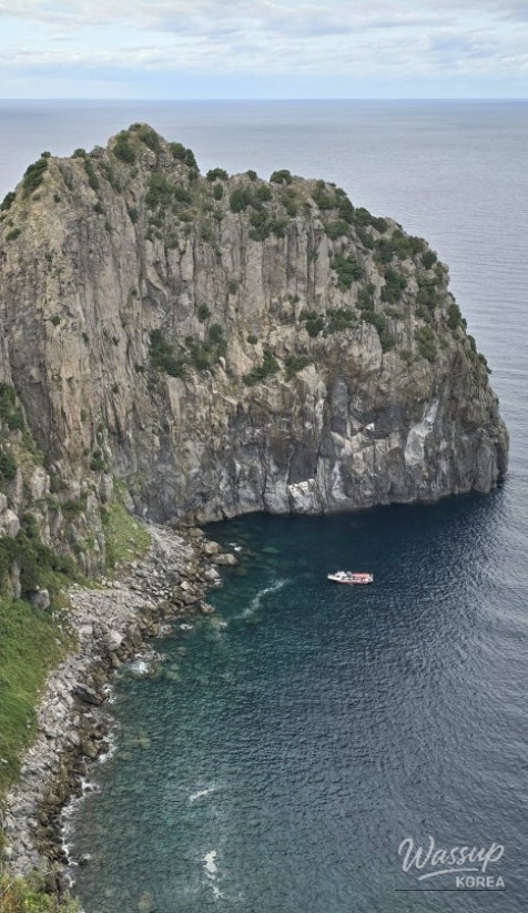 Discovering the Scenic Beauty of Ulleungdo's Taehahyangmok Observatory_01